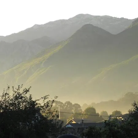Las Casas De Andriz- *